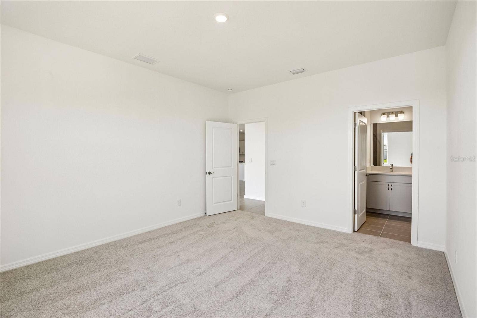 13740 BERTRAND AVENUE, Palmetto, FL 34221 13740 BERTRAND AVENUE, Palmetto, FL 34221