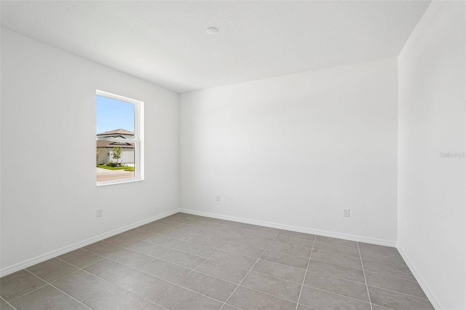 8705 CANARD COVE, Palmetto, FL 34221 8705 CANARD COVE, Palmetto, FL 34221