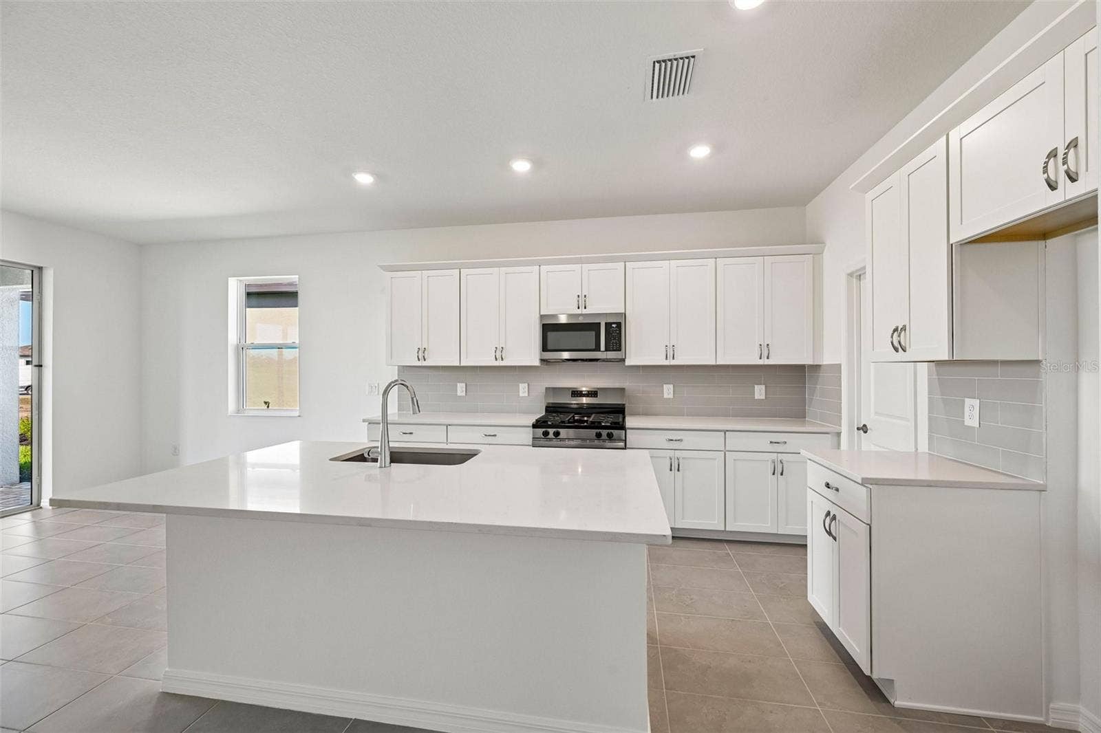 8709 CANARD COVE, Palmetto, FL 34221 8709 CANARD COVE, Palmetto, FL 34221