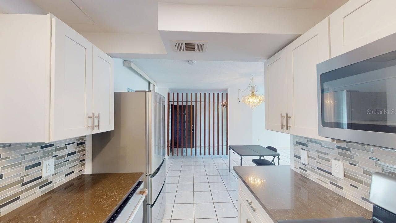 3670 PINECREST STREET, #111, Sarasota, FL 34232 3670 PINECREST STREET, #111, Sarasota, FL 34232