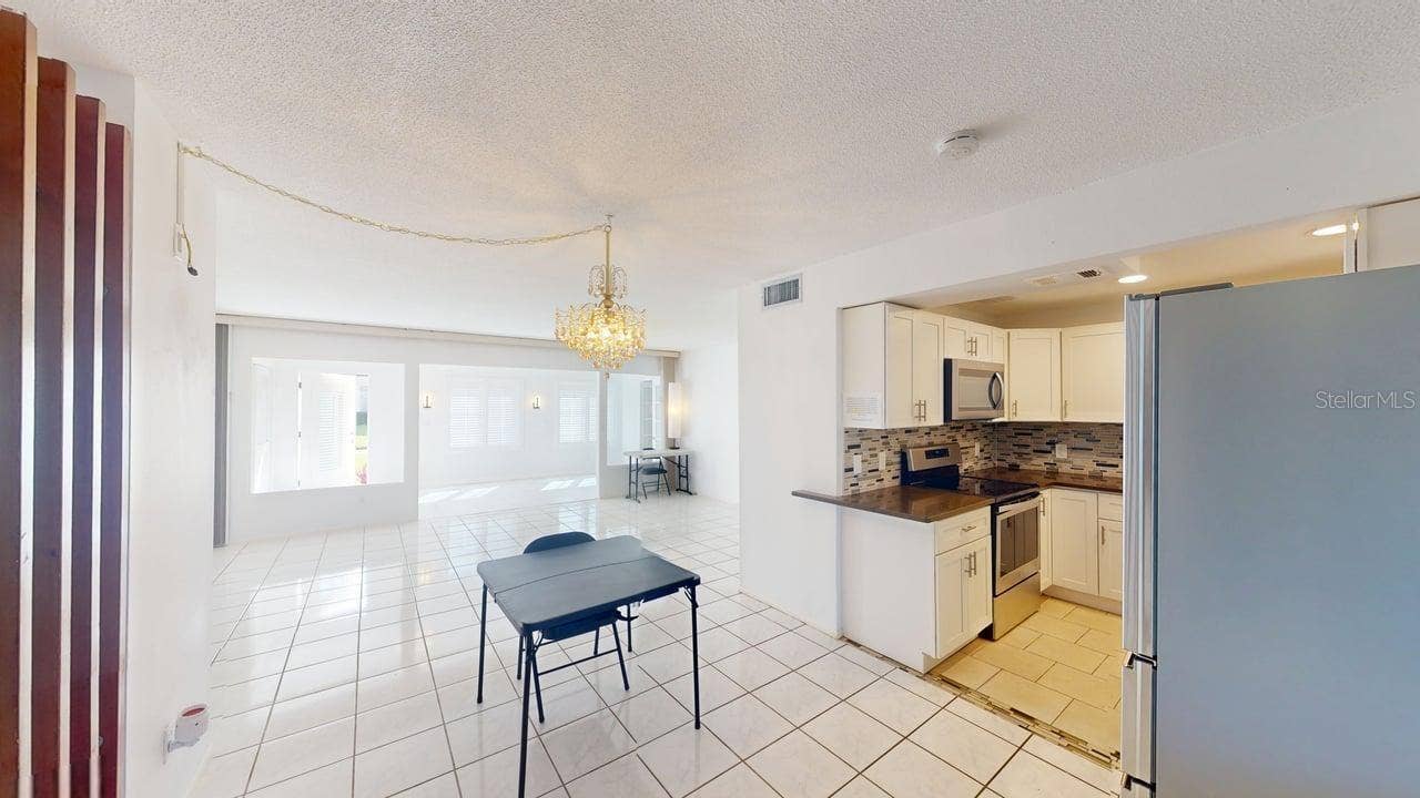 3670 PINECREST STREET, #111, Sarasota, FL 34232 3670 PINECREST STREET, #111, Sarasota, FL 34232