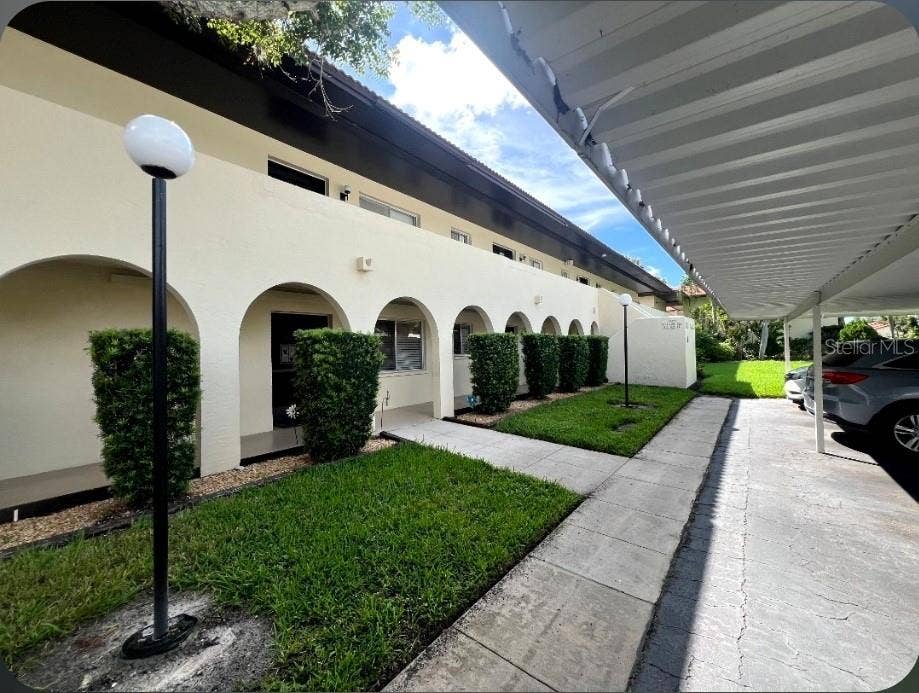 3670 PINECREST STREET, #111, Sarasota, FL 34232 3670 PINECREST STREET, #111, Sarasota, FL 34232