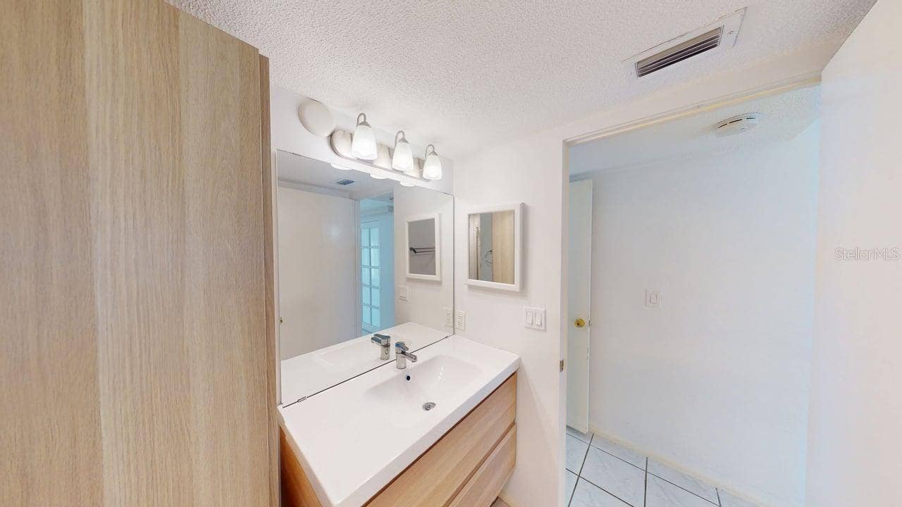 3670 PINECREST STREET, #111, Sarasota, FL 34232 3670 PINECREST STREET, #111, Sarasota, FL 34232