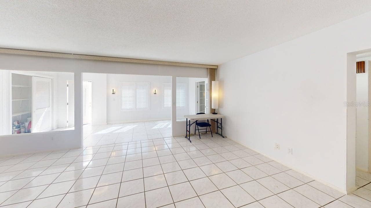 3670 PINECREST STREET, #111, Sarasota, FL 34232 3670 PINECREST STREET, #111, Sarasota, FL 34232