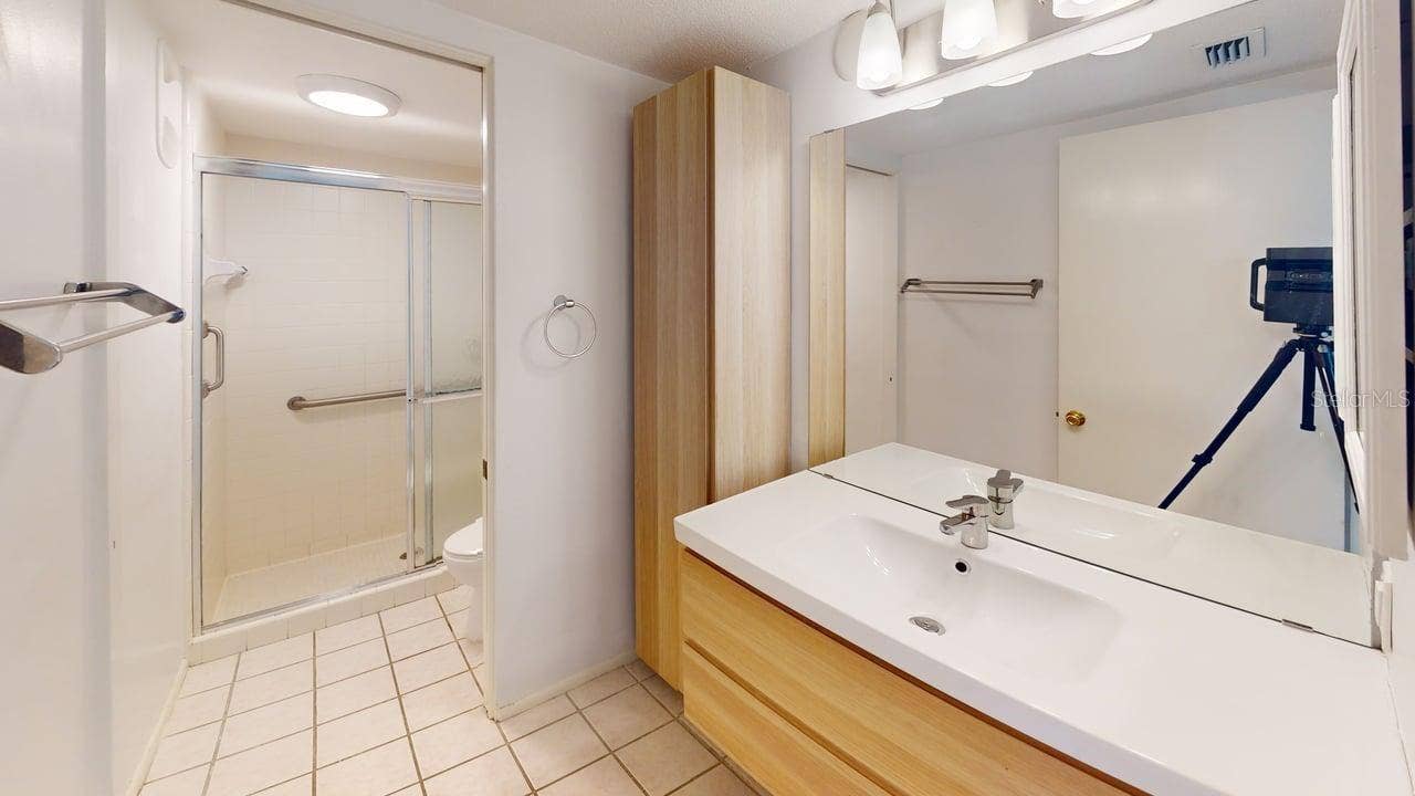 3670 PINECREST STREET, #111, Sarasota, FL 34232 3670 PINECREST STREET, #111, Sarasota, FL 34232