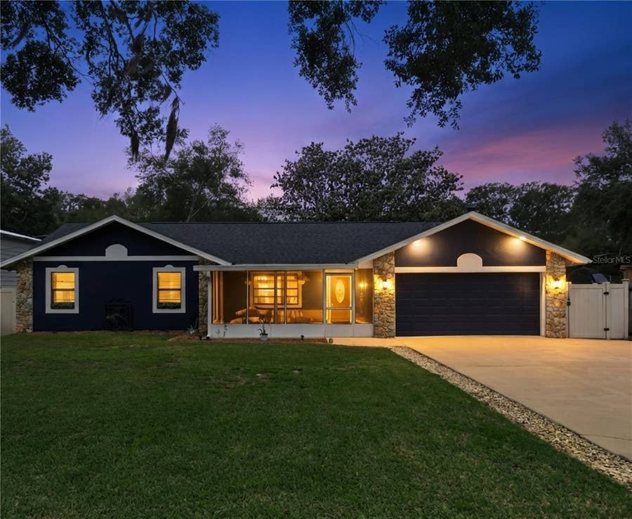 Property photo for 27627 LOIS DRIVE, Tavares, FL