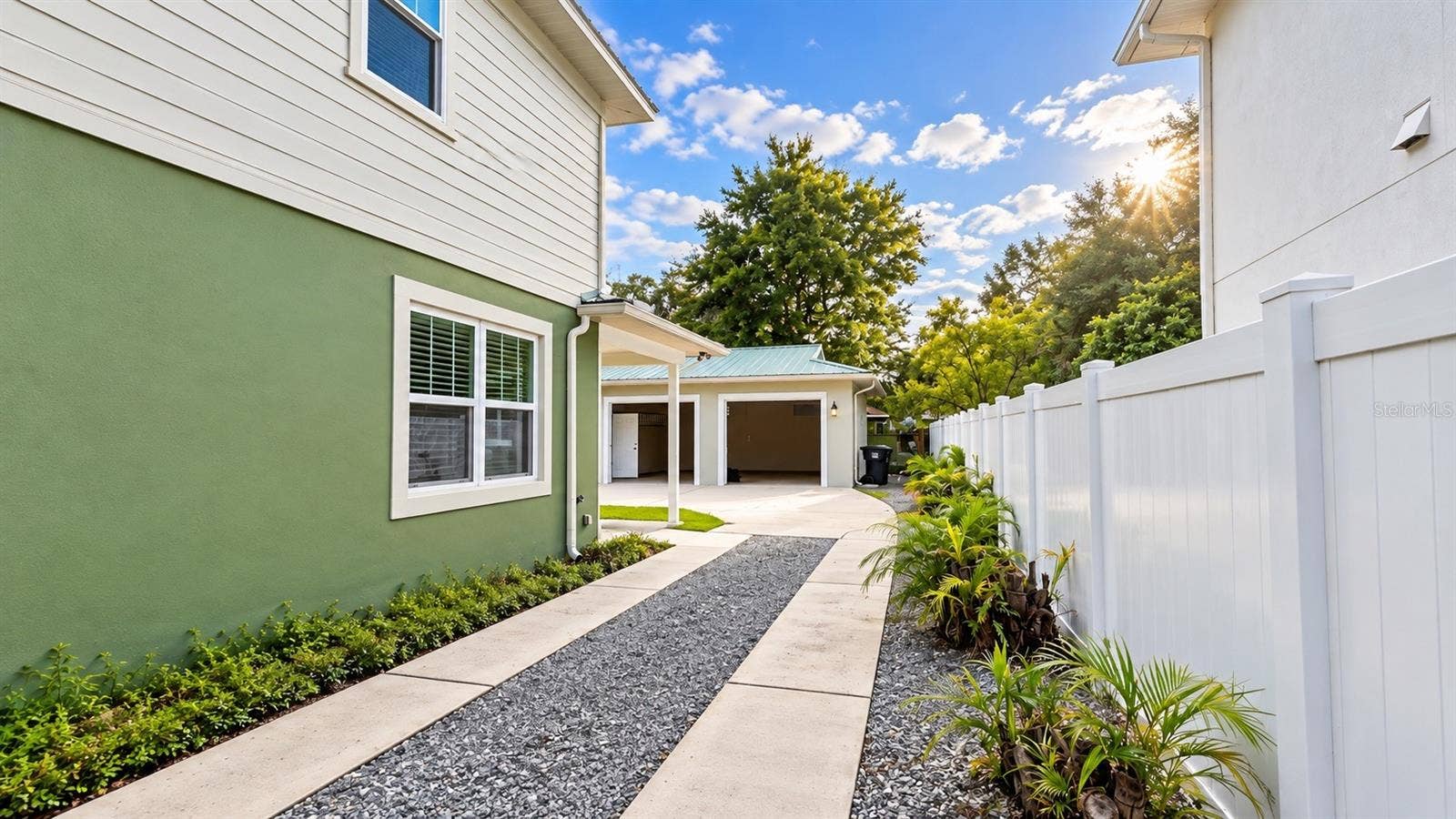 832 GOLFVIEW STREET, Orlando, FL 32804 832 GOLFVIEW STREET, Orlando, FL 32804