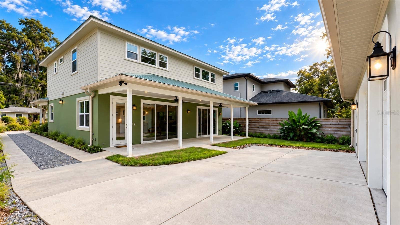 832 GOLFVIEW STREET, Orlando, FL 32804 832 GOLFVIEW STREET, Orlando, FL 32804