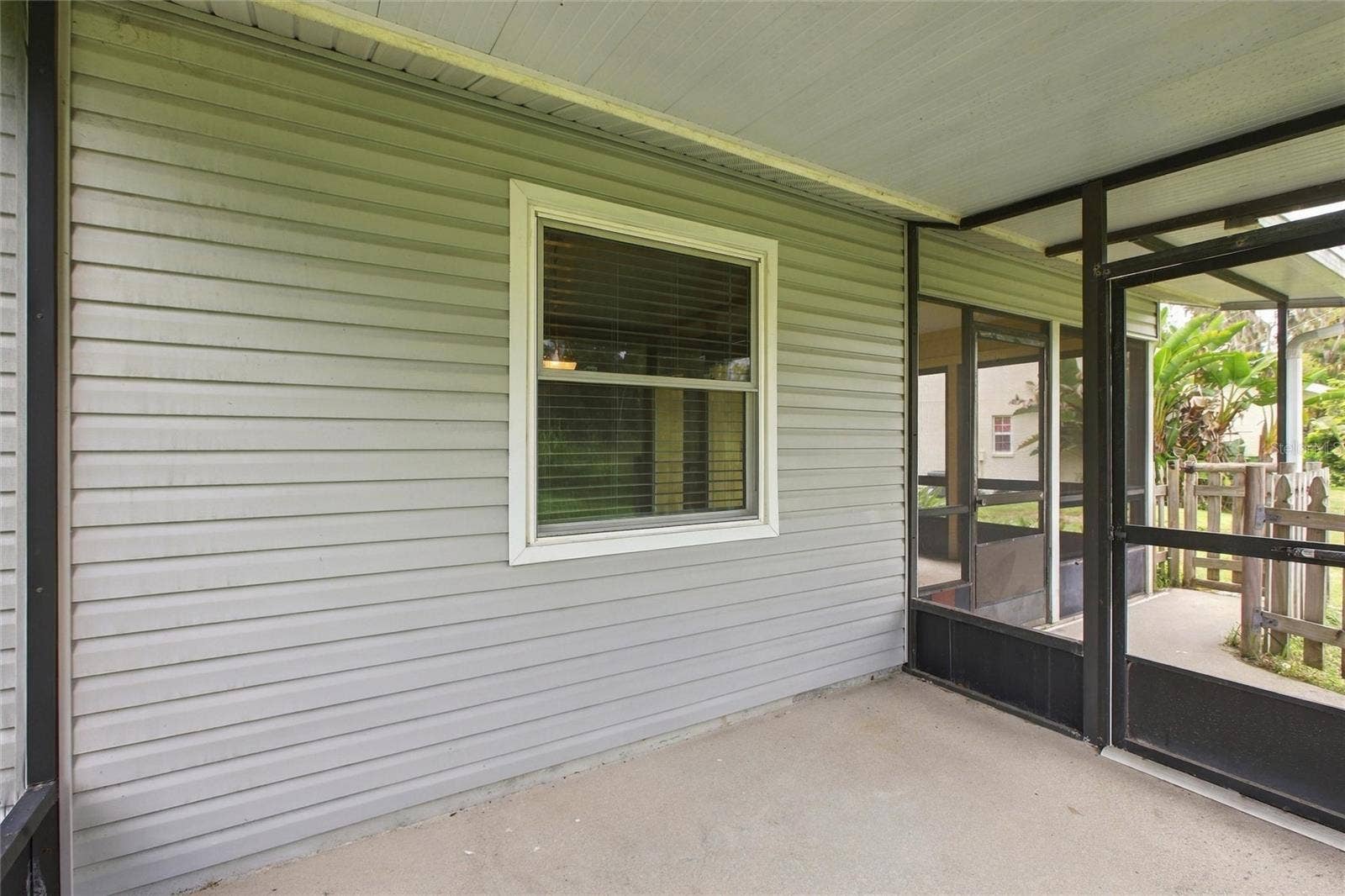 5522 82ND AVENUE DRIVE E, Palmetto, FL 34221 5522 82ND AVENUE DRIVE E, Palmetto, FL 34221