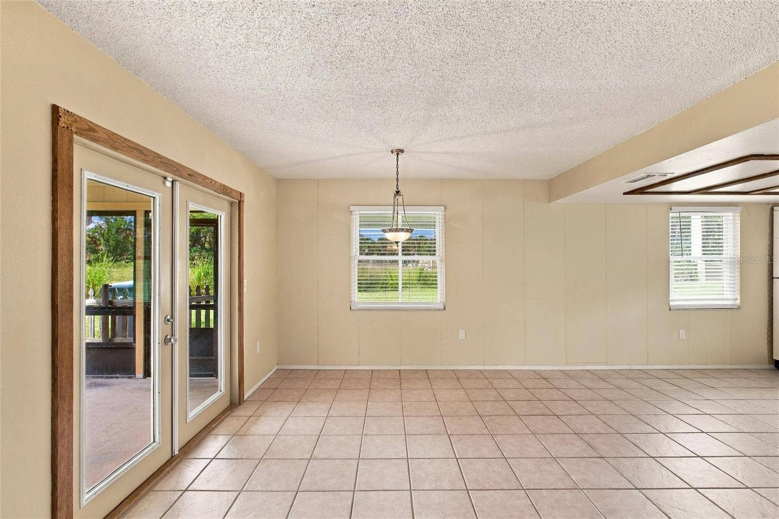 5522 82ND AVENUE DRIVE E, Palmetto, FL 34221 5522 82ND AVENUE DRIVE E, Palmetto, FL 34221