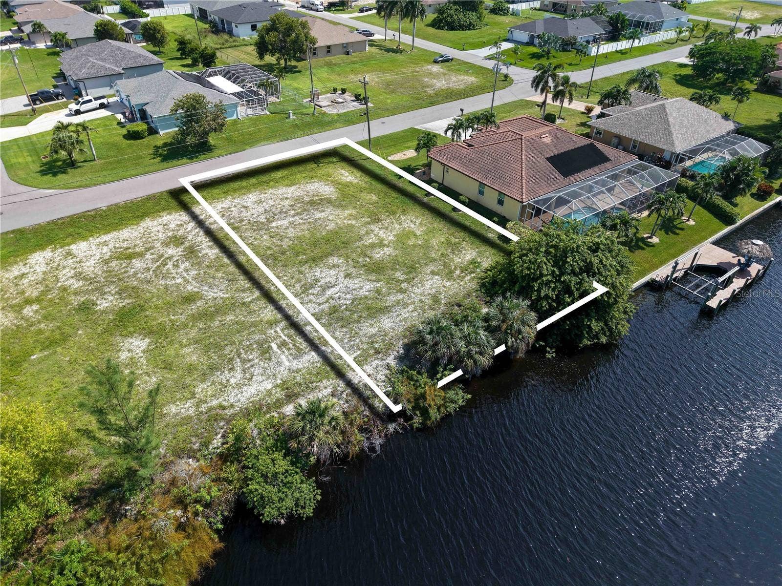 3818 SW 19TH PLACE, Cape Coral, FL 33914 CANAL FRONTAGE