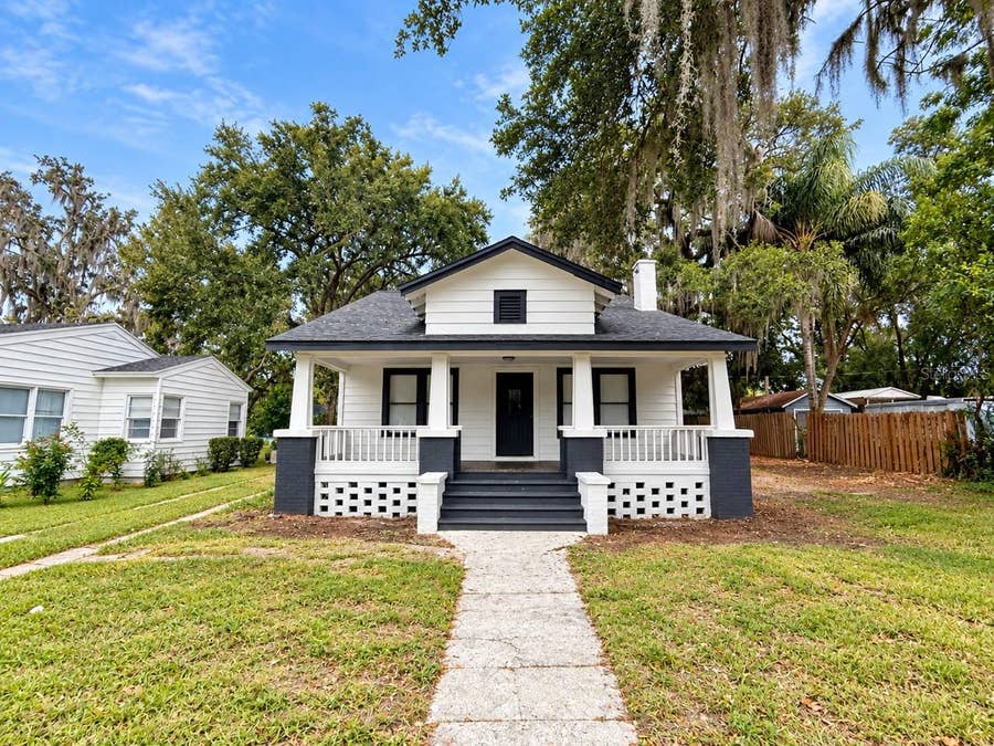 Property photo for 1212 OSCEOLA AVENUE, Leesburg, FL