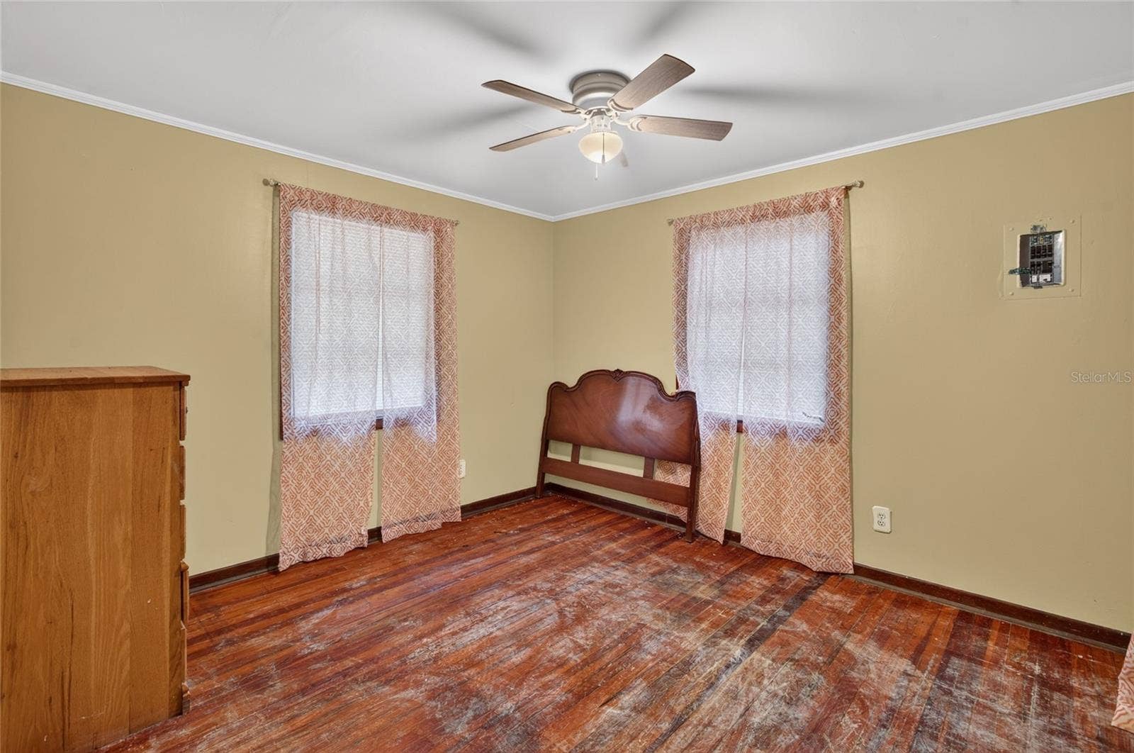 210 NEBRASKA AVENUE, Leesburg, FL 34748
