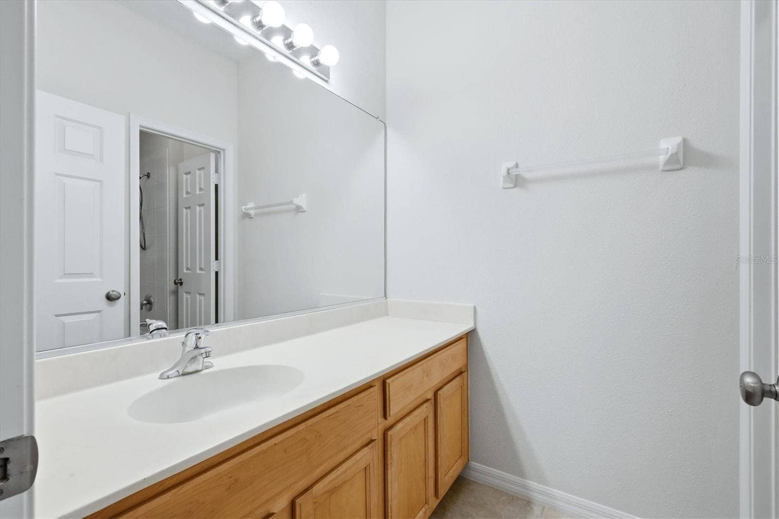 3750 PARKRIDGE CIRCLE, #24-103, Sarasota, FL 34243 3750 PARKRIDGE CIRCLE, #24-103, Sarasota, FL 34243
