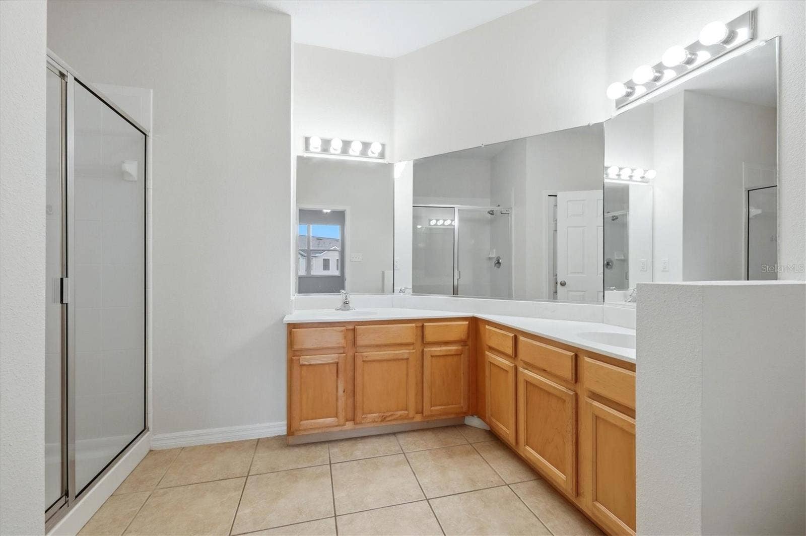 3750 PARKRIDGE CIRCLE, #24-103, Sarasota, FL 34243 3750 PARKRIDGE CIRCLE, #24-103, Sarasota, FL 34243