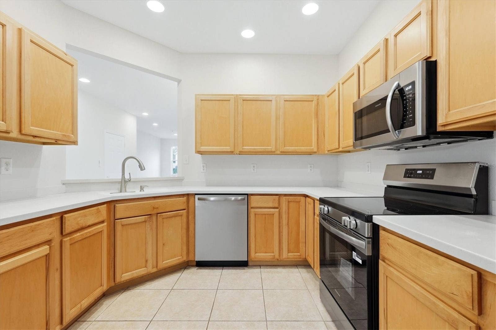 3750 PARKRIDGE CIRCLE, #24-103, Sarasota, FL 34243 3750 PARKRIDGE CIRCLE, #24-103, Sarasota, FL 34243