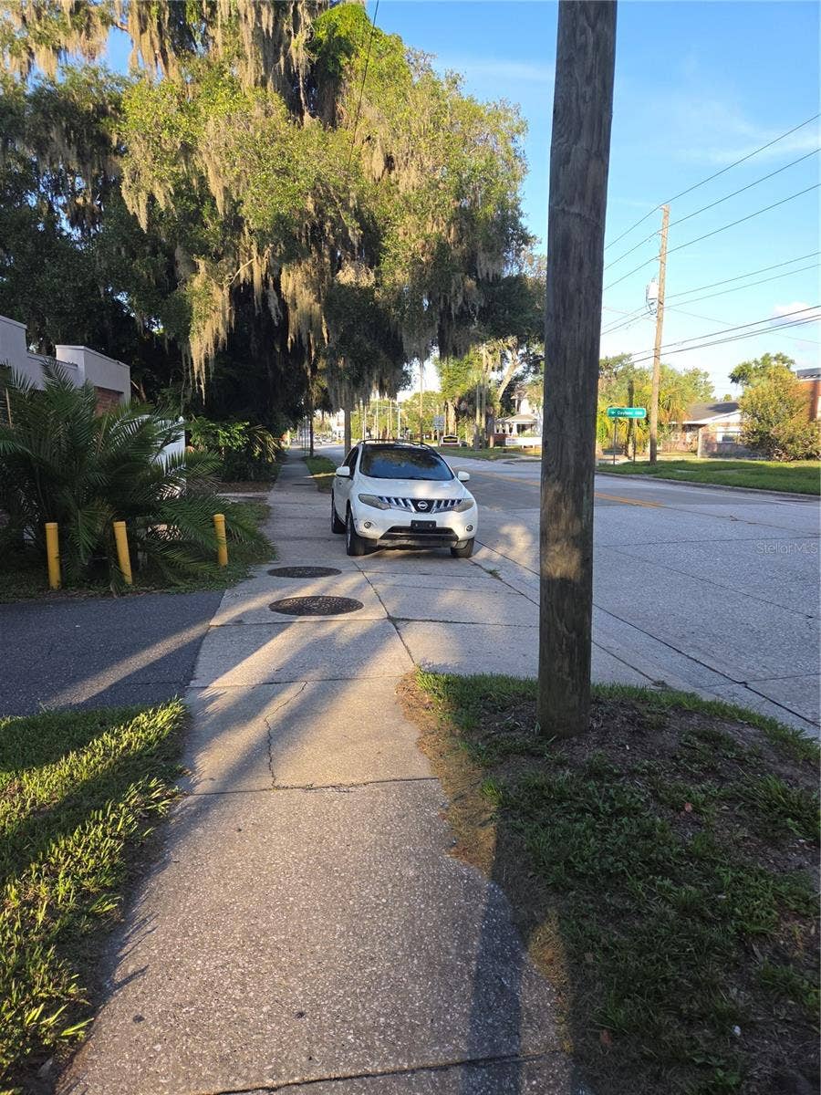 331 W NEW YORK AVENUE, Deland, FL 32720 331 W NEW YORK AVENUE, Deland, FL 32720