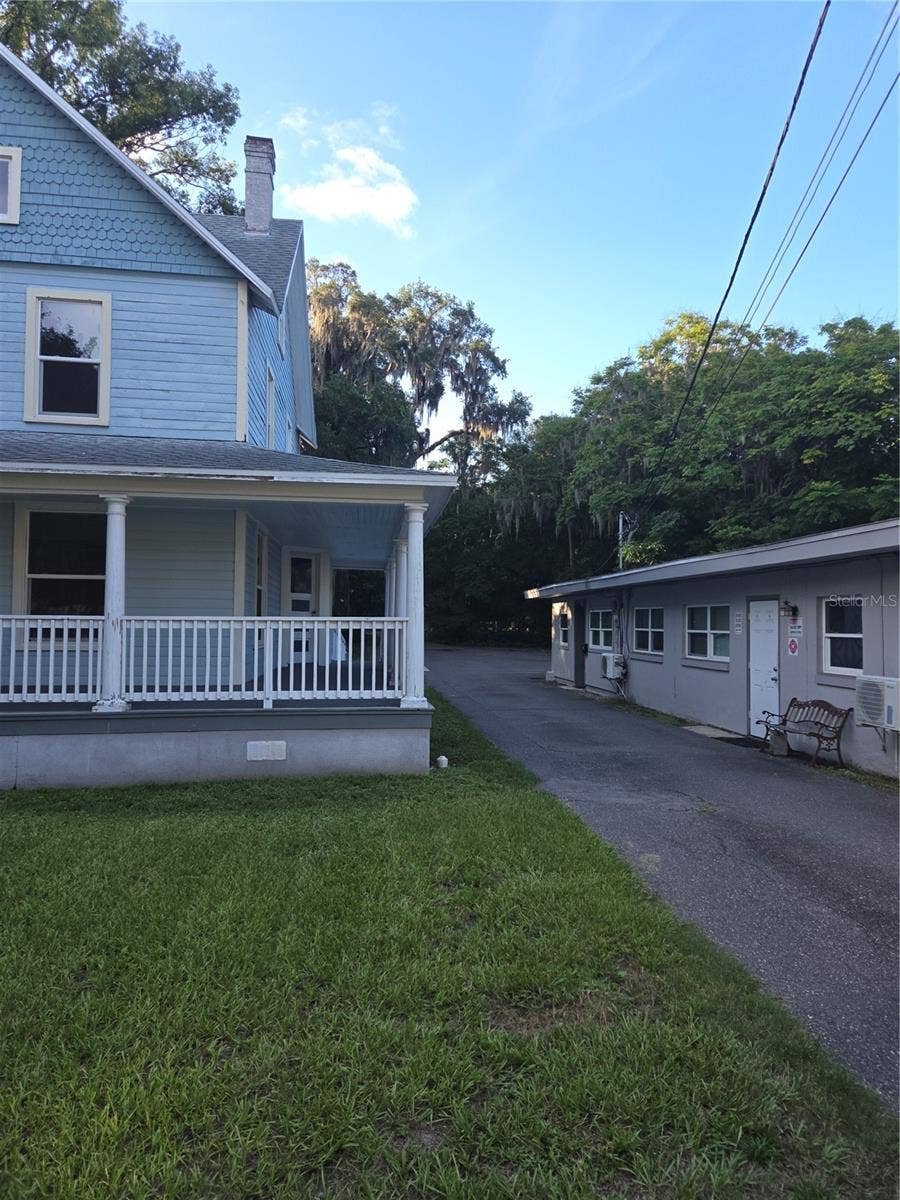 331 W NEW YORK AVENUE, Deland, FL 32720 331 W NEW YORK AVENUE, Deland, FL 32720