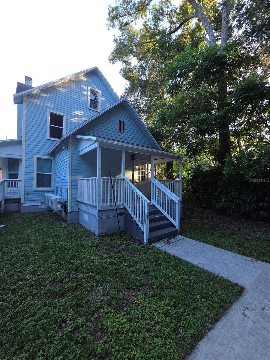 331 W NEW YORK AVENUE, Deland, FL 32720 331 W NEW YORK AVENUE, Deland, FL 32720