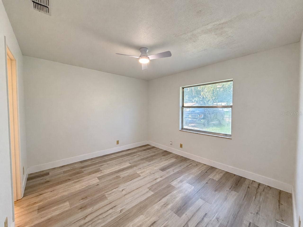 4305 NE 25TH AVENUE, Ocala, FL 34479 4305 NE 25TH AVENUE, Ocala, FL 34479