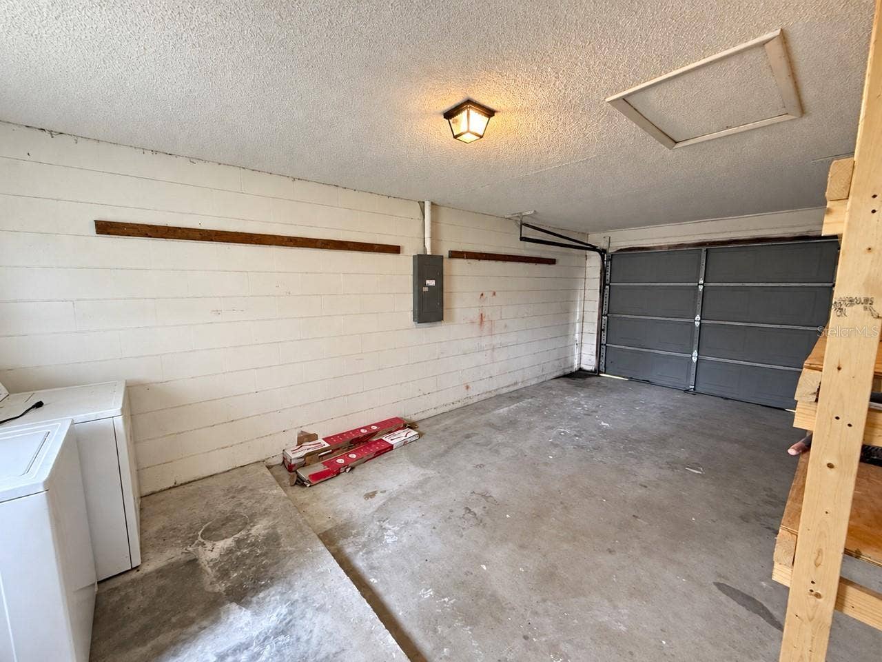4305 NE 25TH AVENUE, Ocala, FL 34479 4305 NE 25TH AVENUE, Ocala, FL 34479