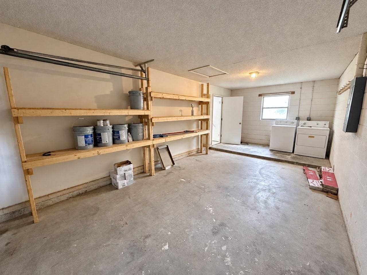 4305 NE 25TH AVENUE, Ocala, FL 34479 4305 NE 25TH AVENUE, Ocala, FL 34479