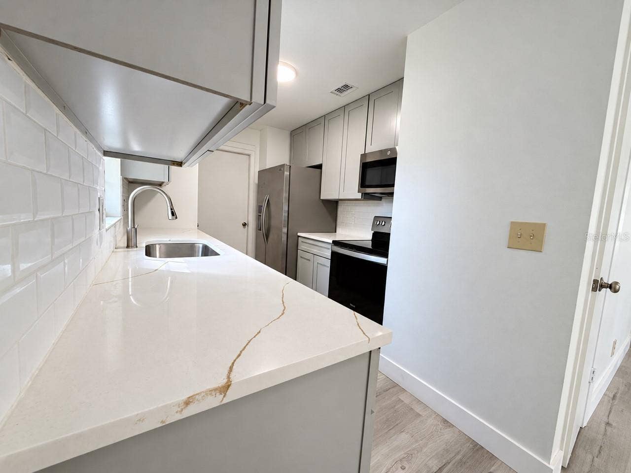 4305 NE 25TH AVENUE, Ocala, FL 34479 4305 NE 25TH AVENUE, Ocala, FL 34479