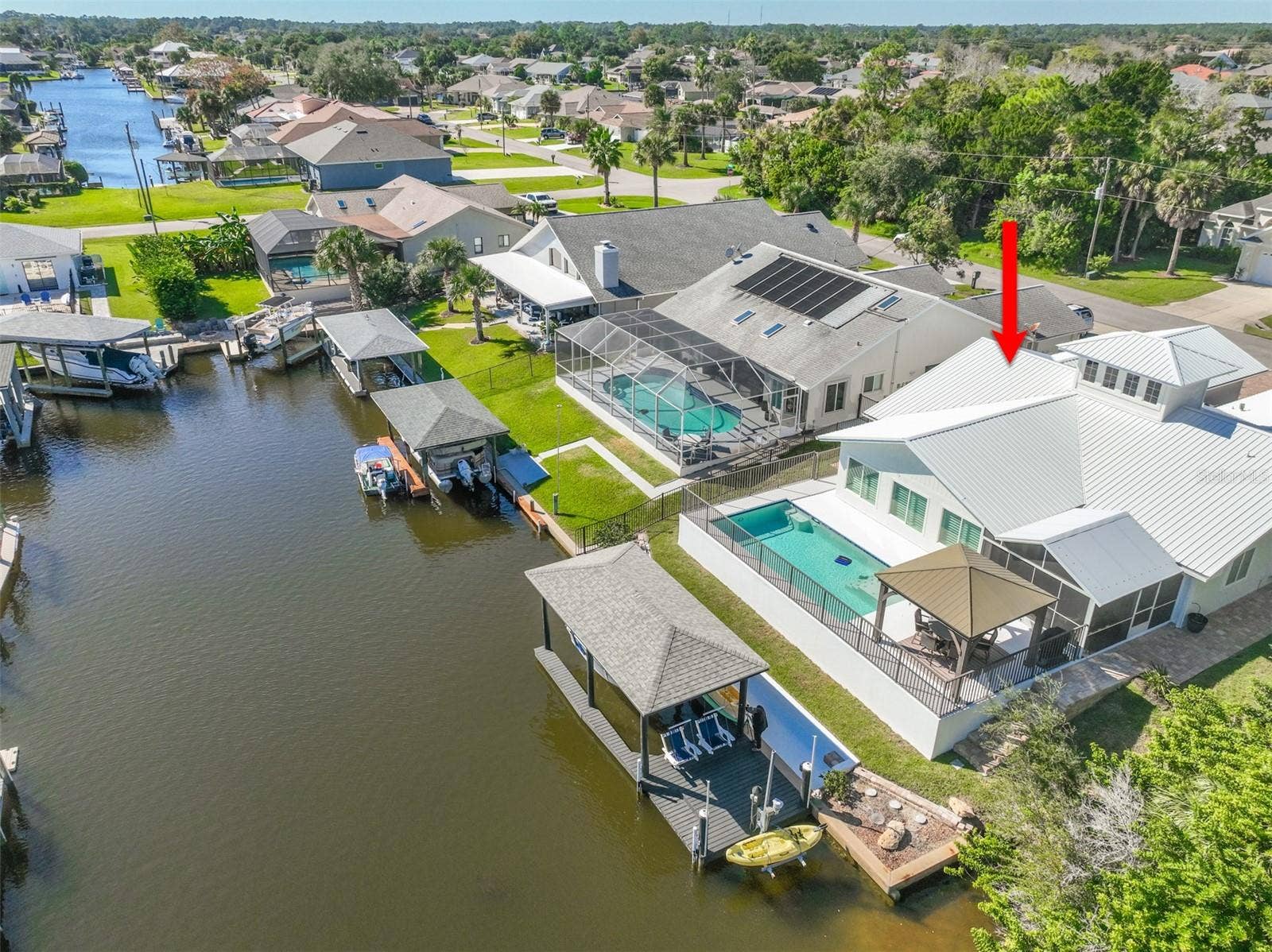 8 CROSSGATE COURT E, Palm Coast, FL 32137