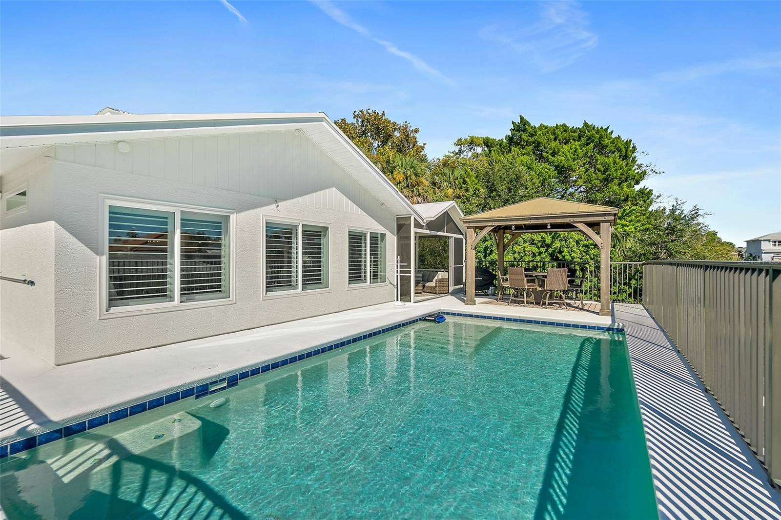 8 CROSSGATE COURT E, Palm Coast, FL 32137
