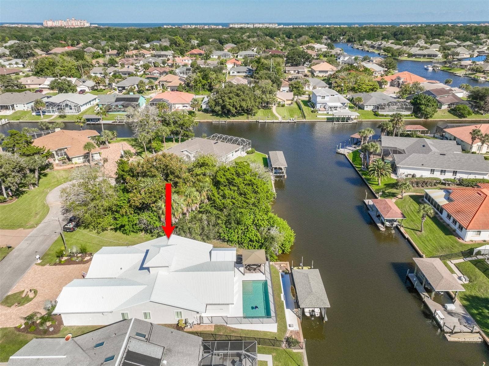 8 CROSSGATE COURT E, Palm Coast, FL 32137