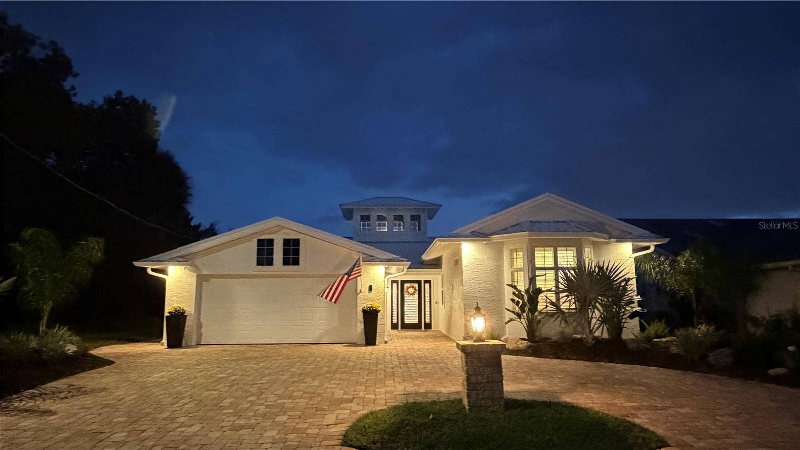 8 CROSSGATE COURT E, Palm Coast, FL 32137
