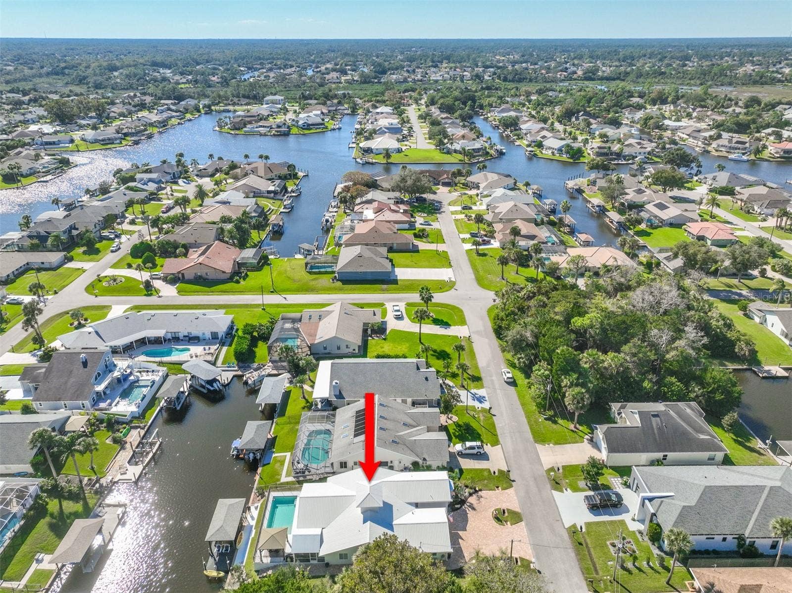 8 CROSSGATE COURT E, Palm Coast, FL 32137