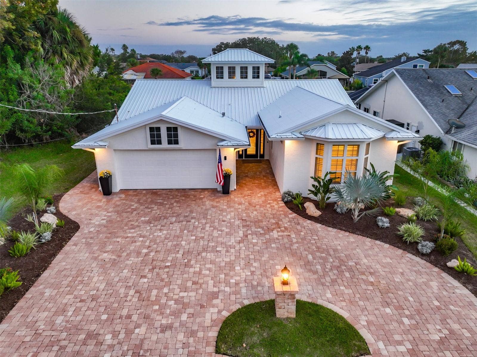 8 CROSSGATE COURT E, Palm Coast, FL 32137