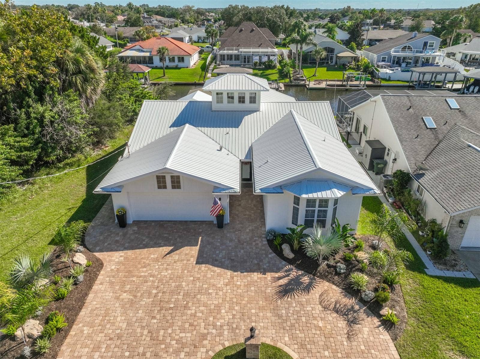 8 CROSSGATE COURT E, Palm Coast, FL 32137