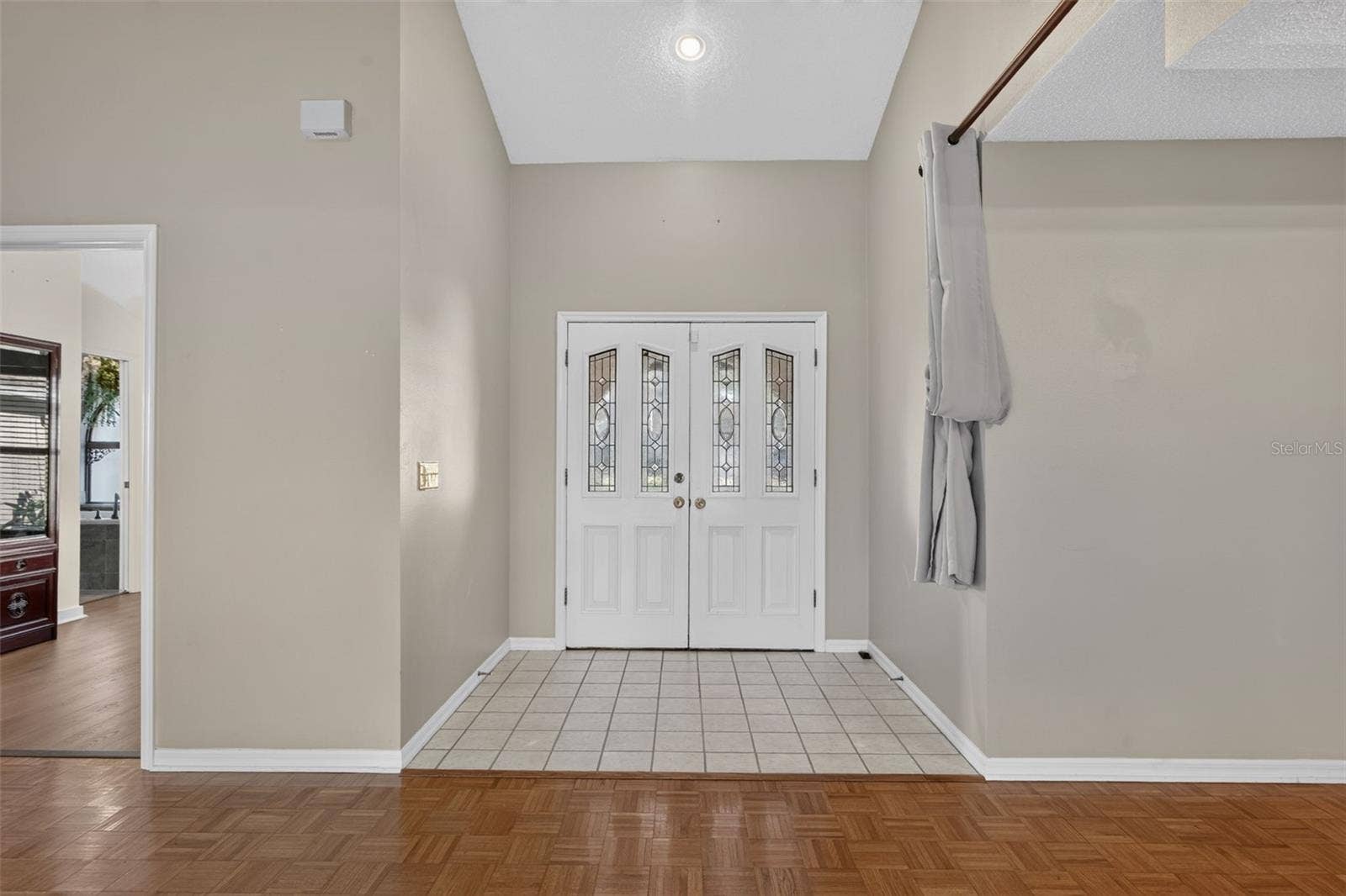 Foyer Entry