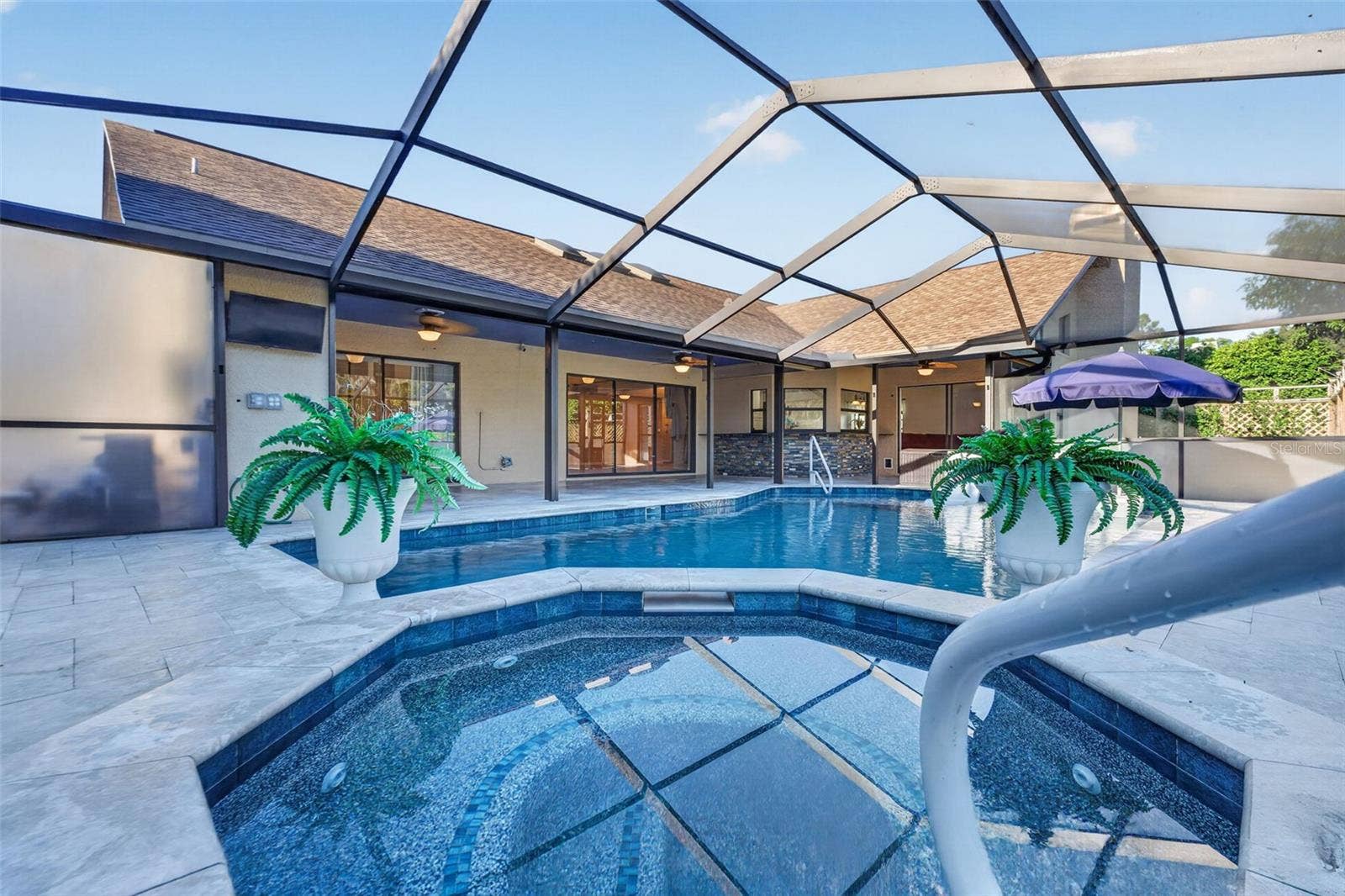 Hot Tub /Spa