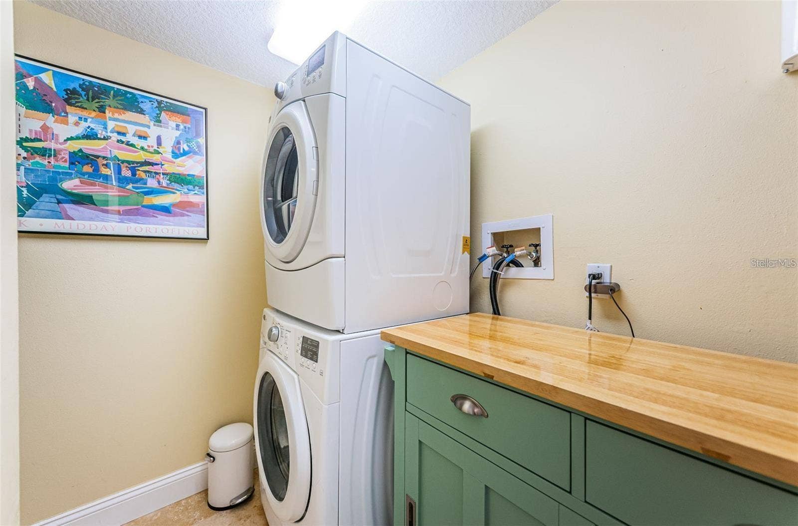240 SAND KEY ESTATES DRIVE, #222, Clearwater, FL 33767 240 SAND KEY ESTATES DRIVE, #222, Clearwater, FL 33767