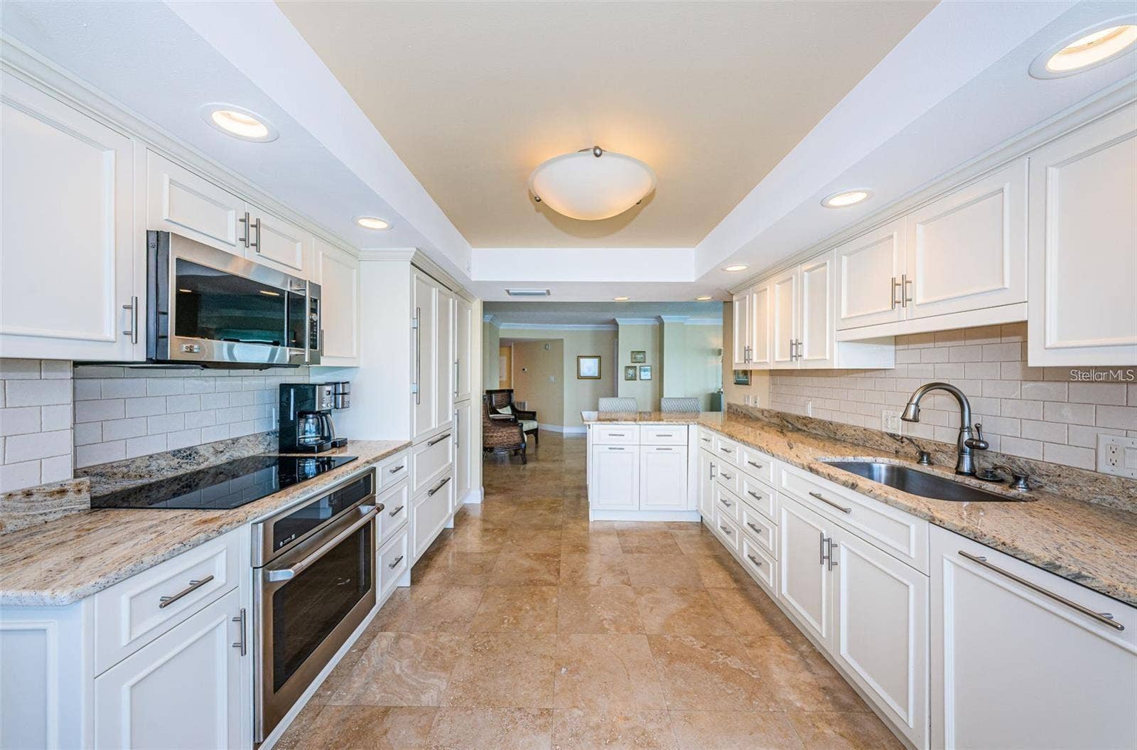 240 SAND KEY ESTATES DRIVE, #222, Clearwater, FL 33767 240 SAND KEY ESTATES DRIVE, #222, Clearwater, FL 33767
