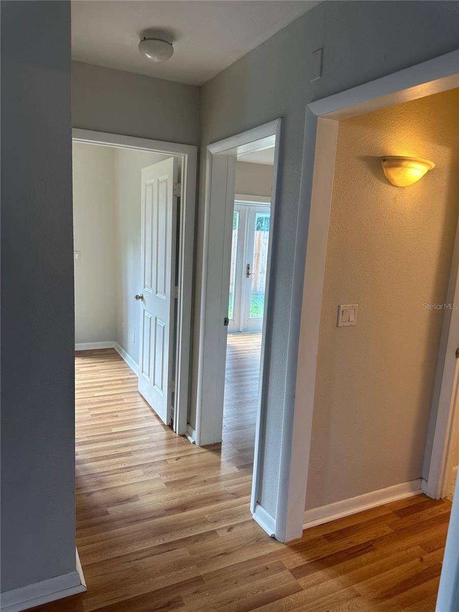 204 W 36TH STREET W, Bradenton, FL 34205 HALLWAY TO BEDROOMS