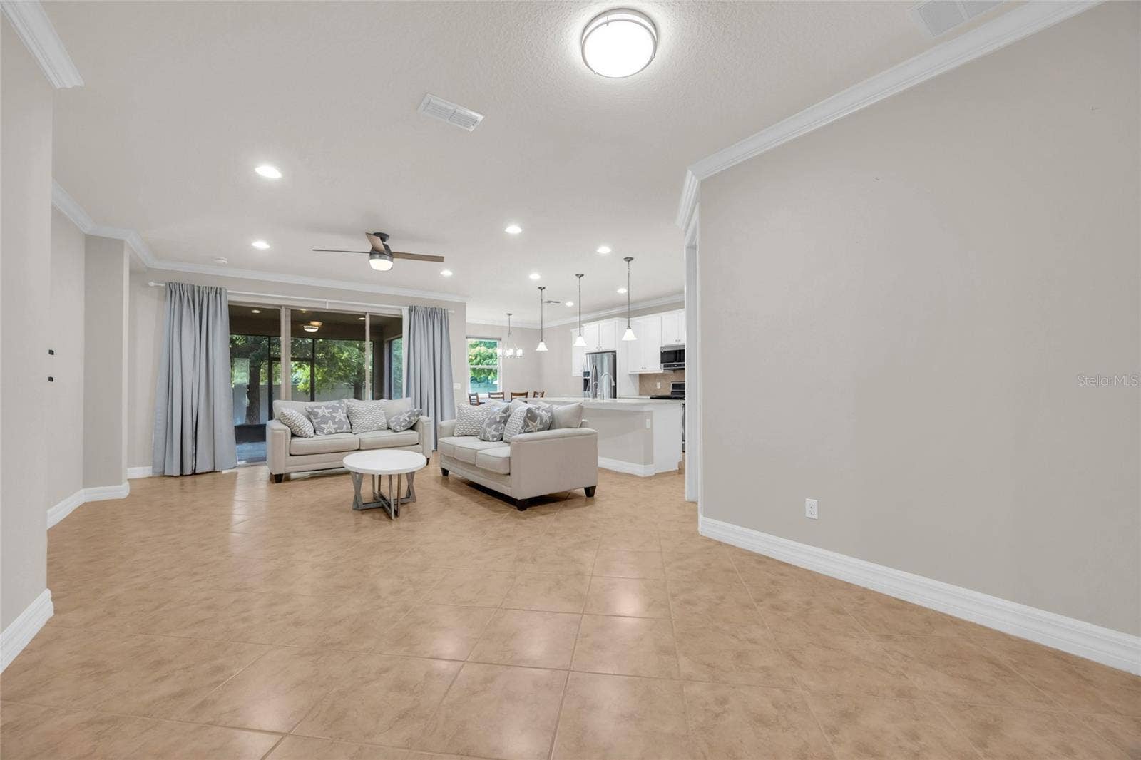 10713 BERRY CREEK ROAD, Orlando, FL 32836 10713 BERRY CREEK ROAD, Orlando, FL 32836