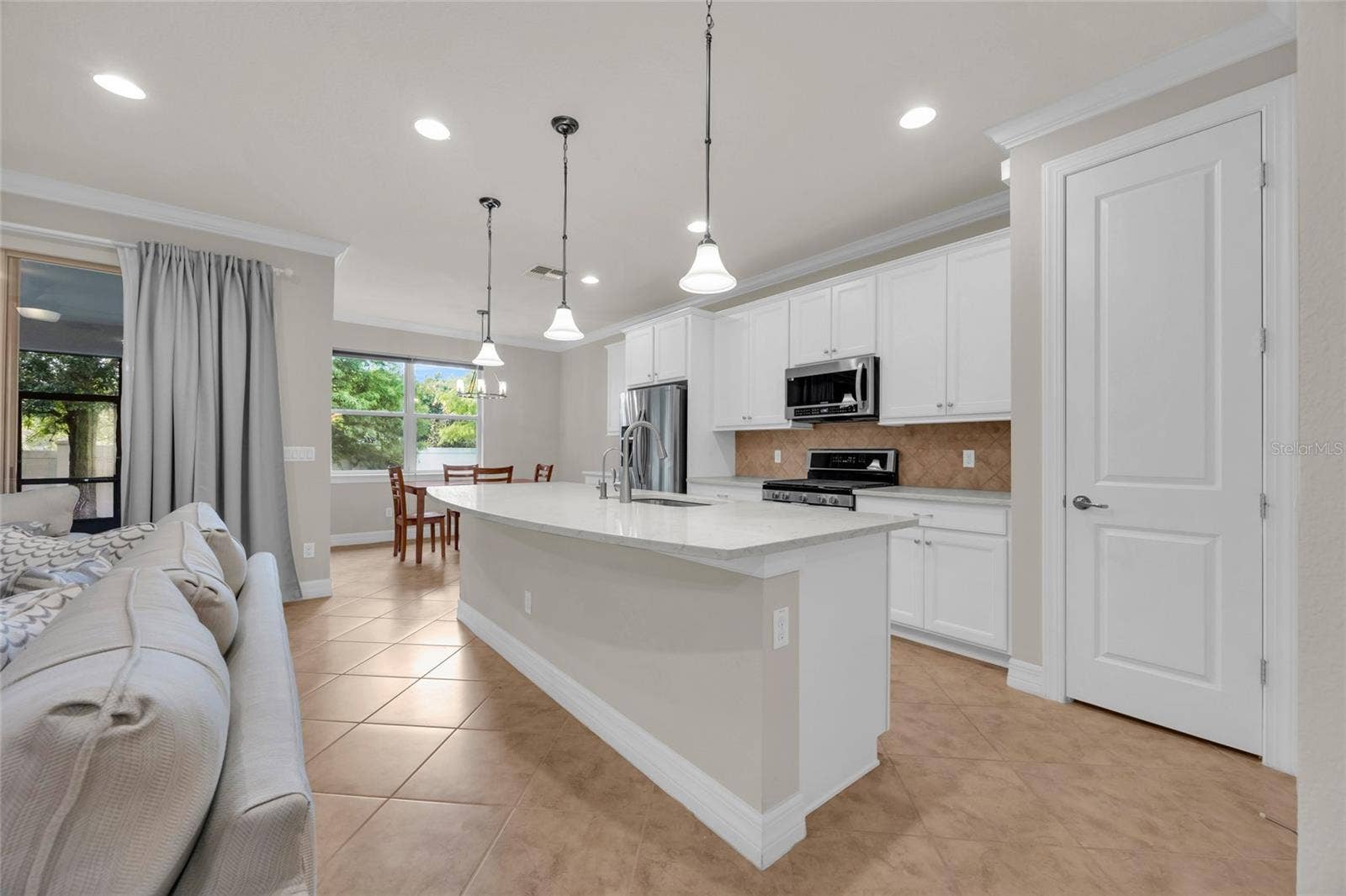 10713 BERRY CREEK ROAD, Orlando, FL 32836 10713 BERRY CREEK ROAD, Orlando, FL 32836