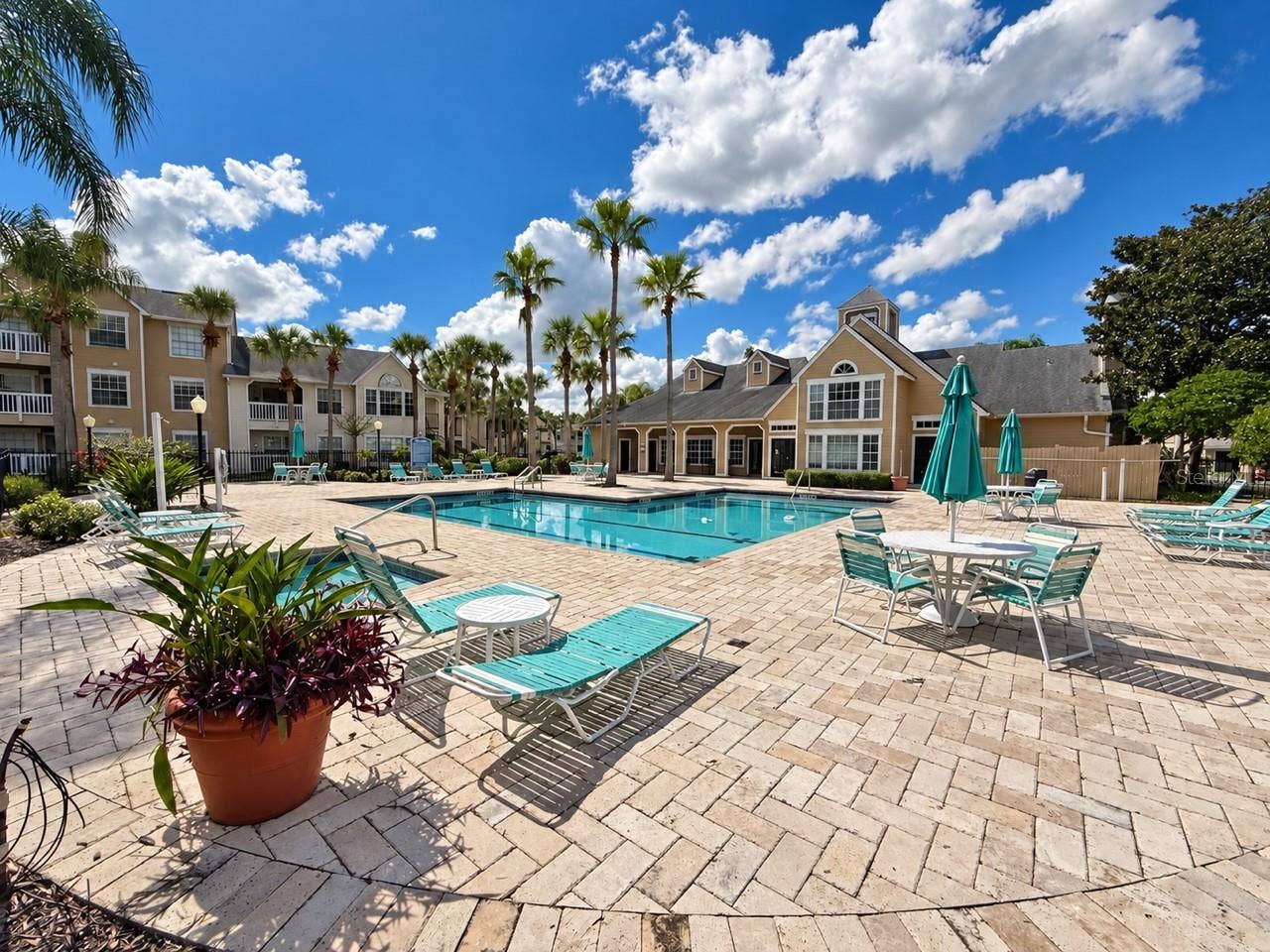 1085 S HIAWASSEE ROAD, #524, Orlando, FL 32835 1085 S HIAWASSEE ROAD, #524, Orlando, FL 32835