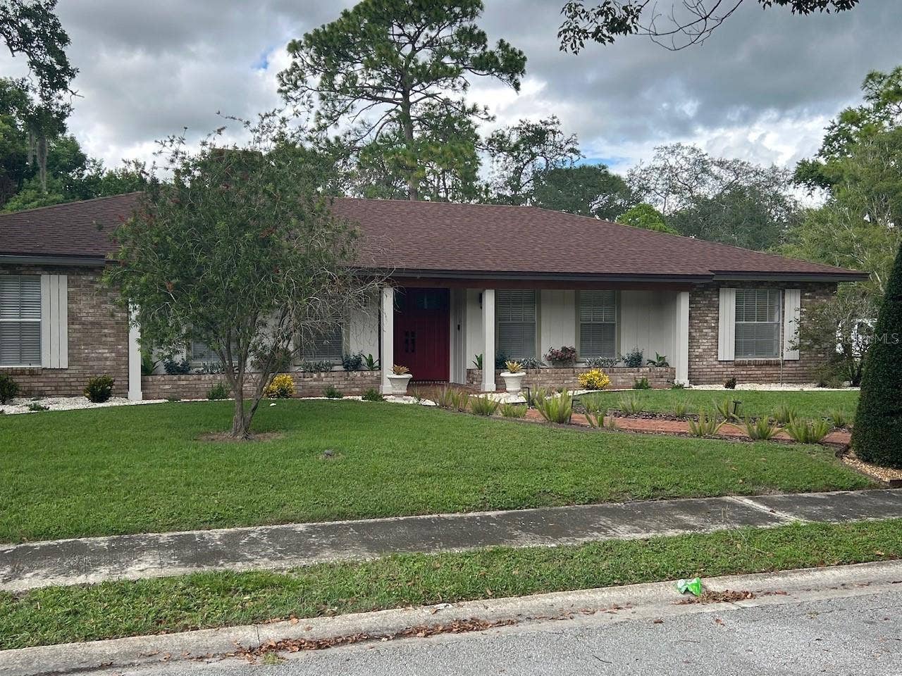 100 PALM LAKE COURT, Longwood, FL 32779 100 PALM LAKE COURT, Longwood, FL 32779