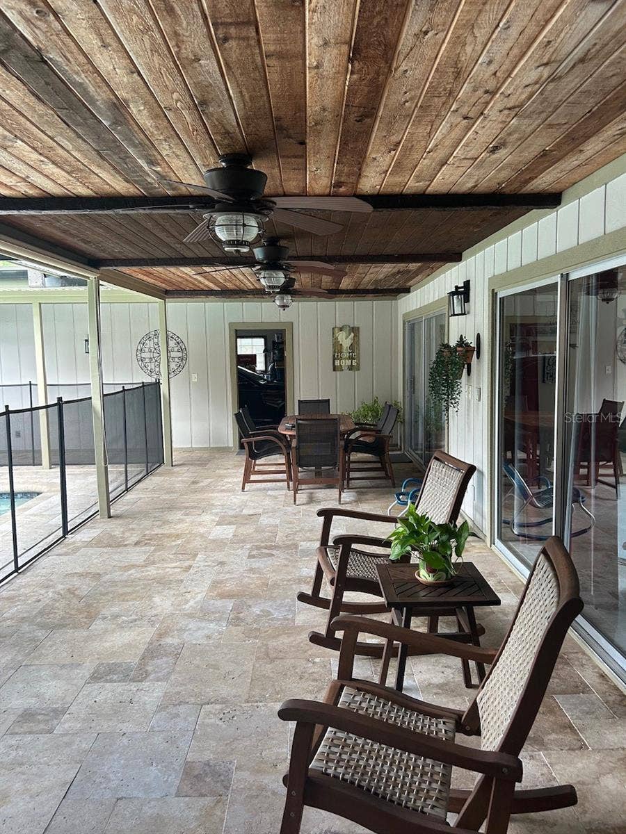 100 PALM LAKE COURT, Longwood, FL 32779 100 PALM LAKE COURT, Longwood, FL 32779