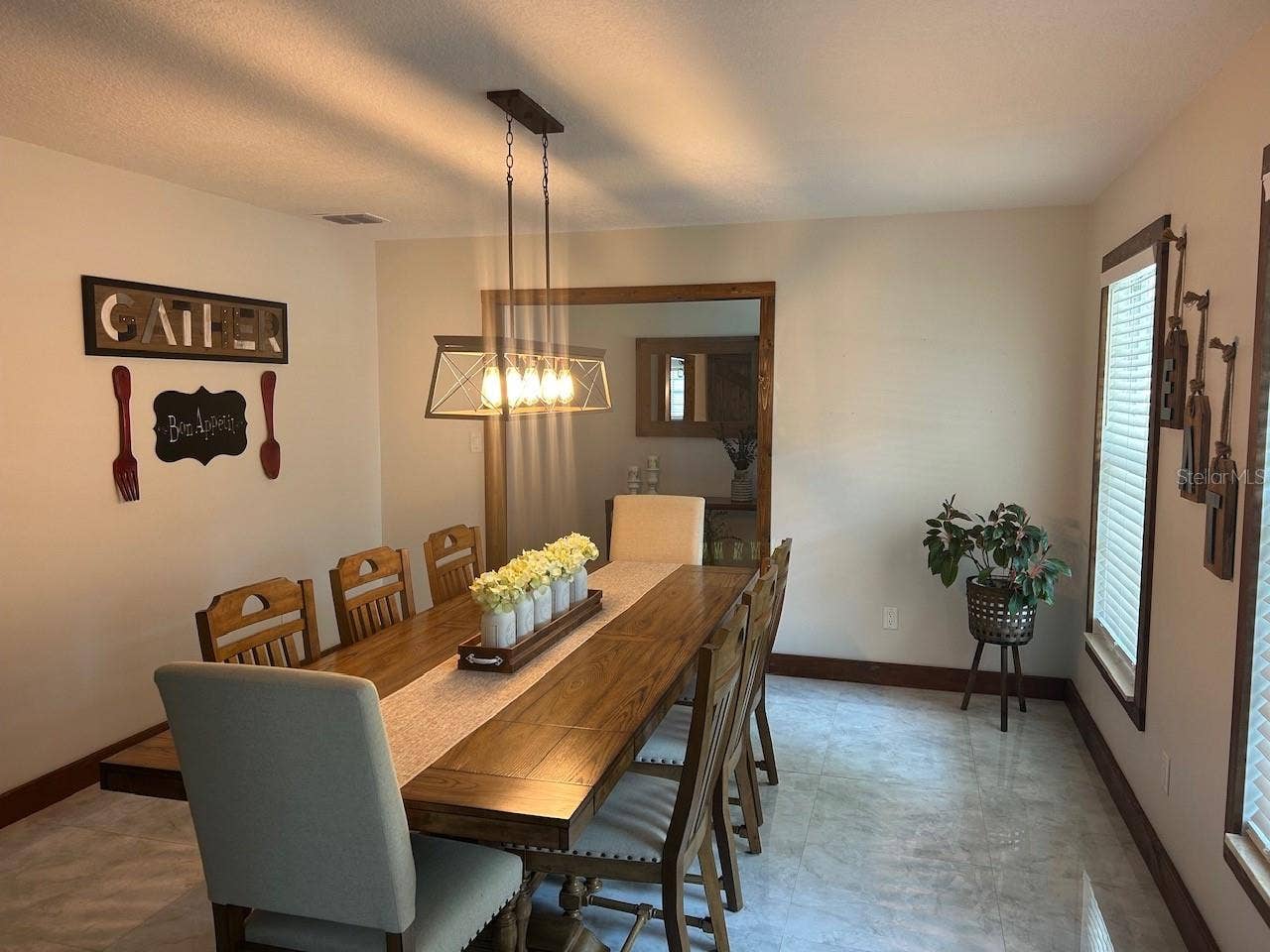100 PALM LAKE COURT, Longwood, FL 32779 100 PALM LAKE COURT, Longwood, FL 32779