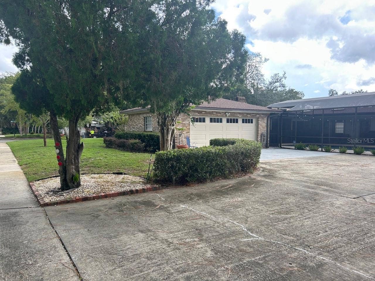 100 PALM LAKE COURT, Longwood, FL 32779 100 PALM LAKE COURT, Longwood, FL 32779
