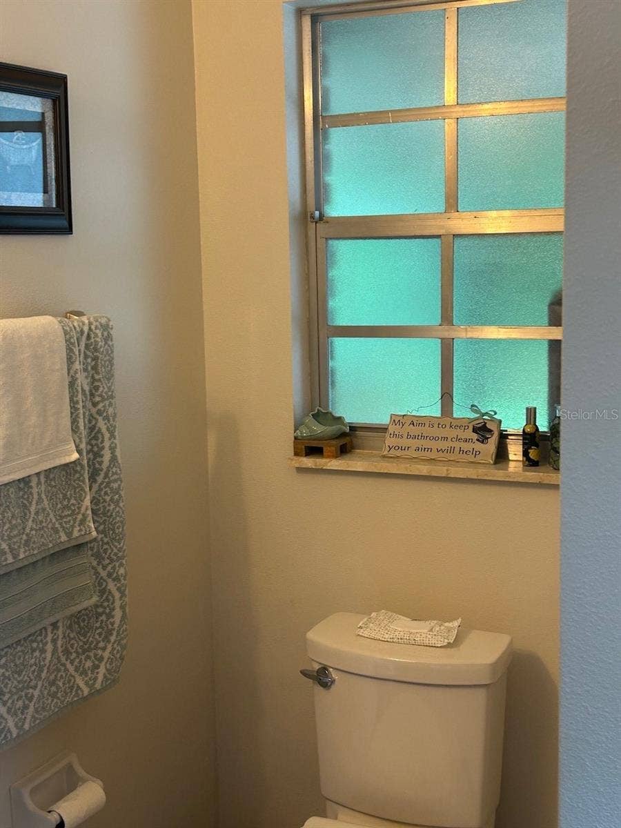 100 PALM LAKE COURT, Longwood, FL 32779 100 PALM LAKE COURT, Longwood, FL 32779