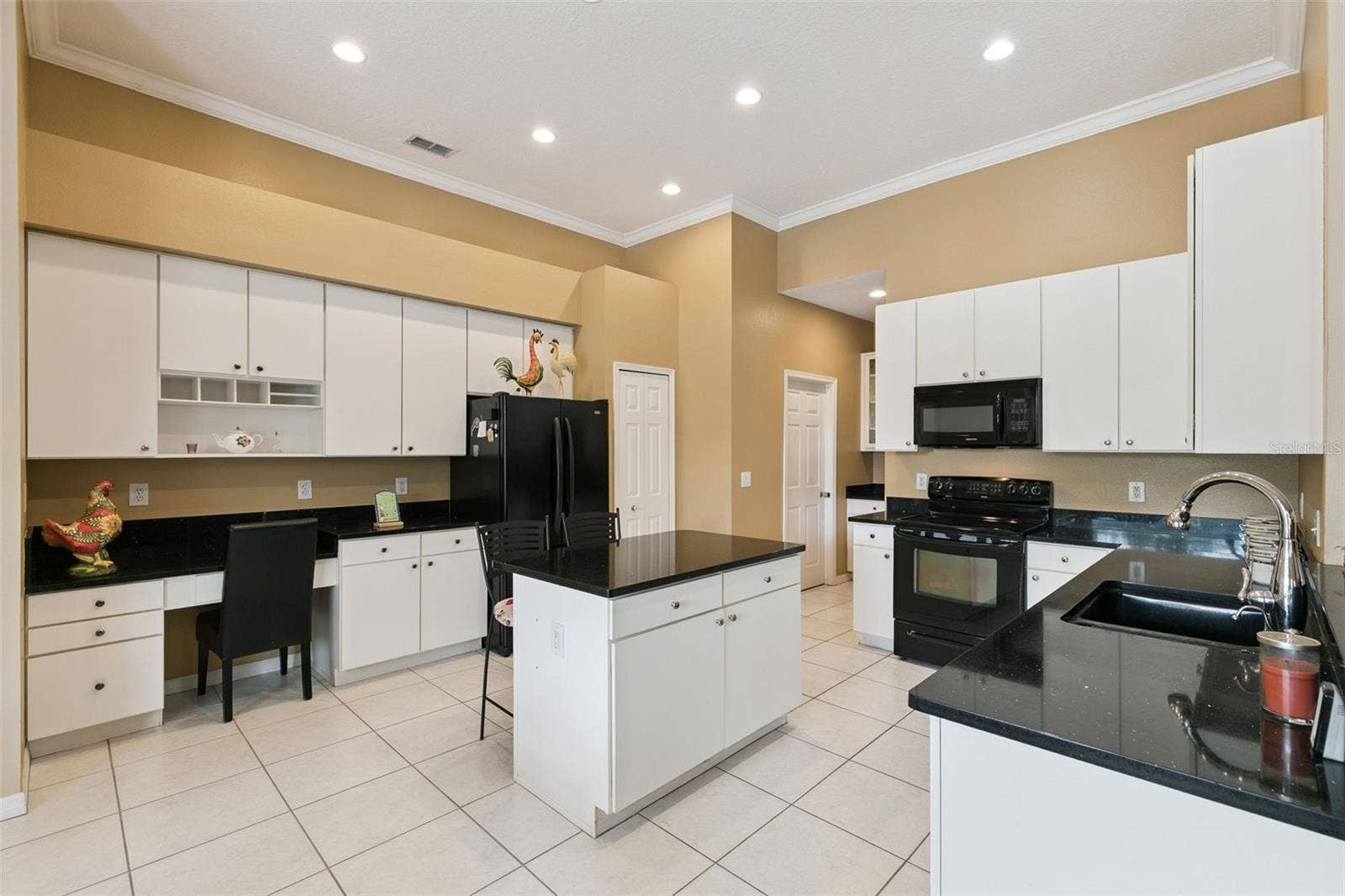 341 WALTON HEATH DRIVE, Orlando, FL 32828