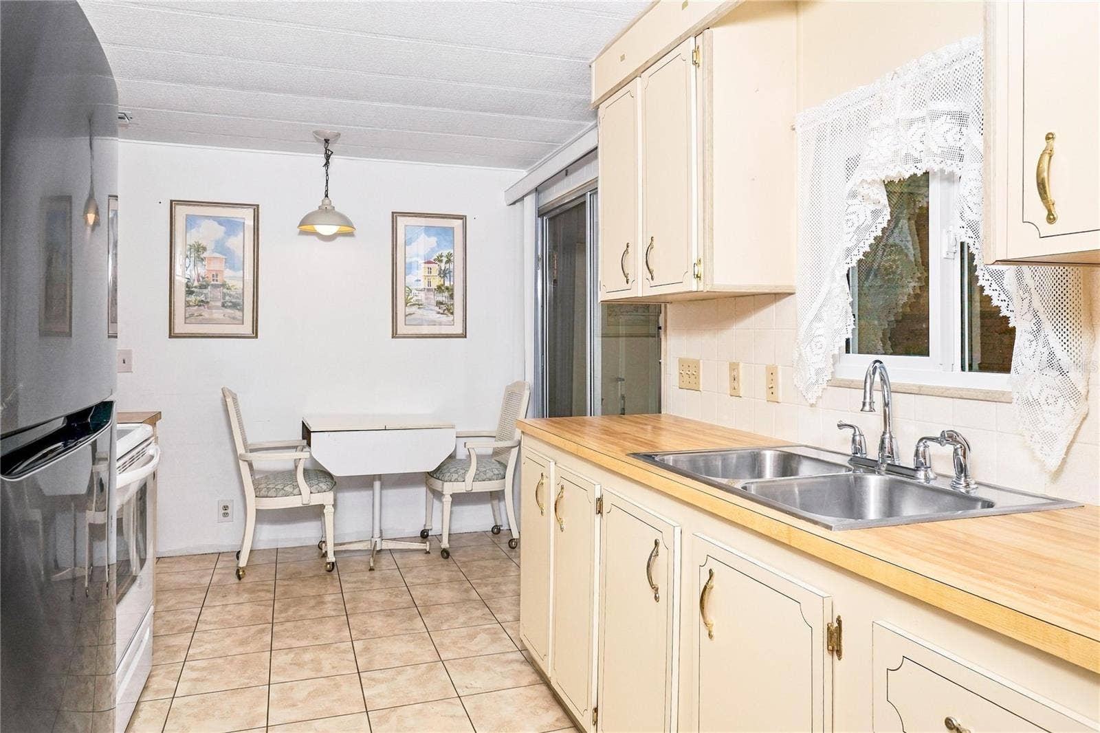 142 DUCHESS AVENUE, Nokomis, FL 34275 142 DUCHESS AVENUE, Nokomis, FL 34275