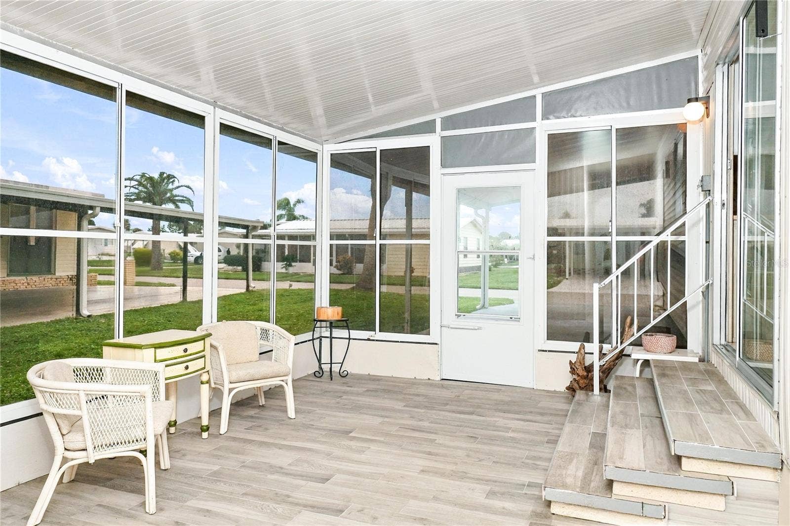 142 DUCHESS AVENUE, Nokomis, FL 34275 142 DUCHESS AVENUE, Nokomis, FL 34275